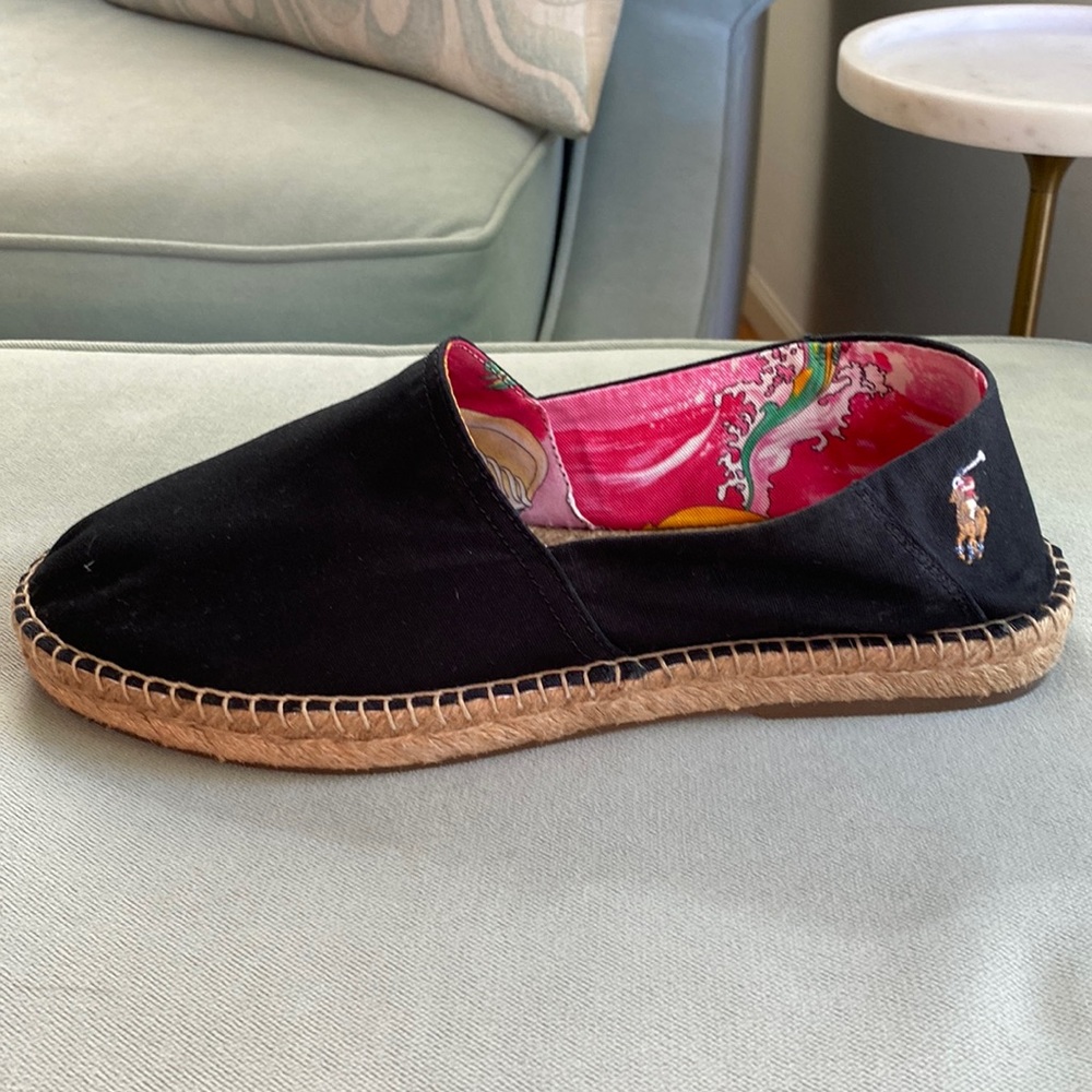 Men’s POLO black canvas espadrilles 9.5US. Fits a US size 10